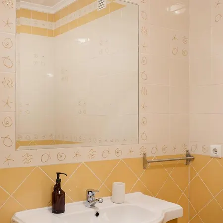 Apartamento | Balcony & Ac Albufeira
