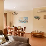 Apartment | Balcony & Ac
